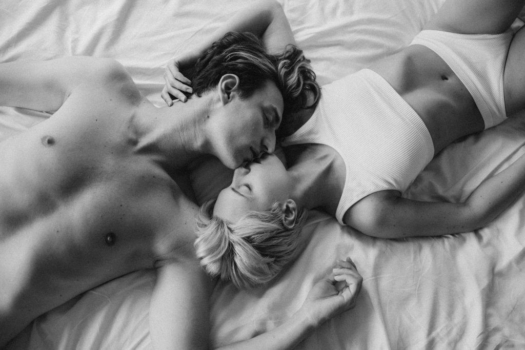 5 Well-Kept Secrets To Having The Most Intense, Most Fulfilling Morning Sex