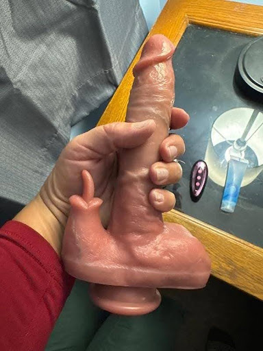 When You Want It to Feel Real My Surprisingly Emotional Journey With a Dildo
