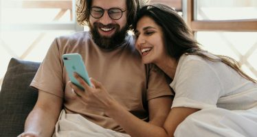 How to Choose a Good Dildo for Your Girlfriend